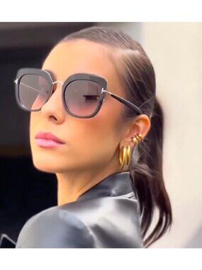 NEW TOM FORD VIRGINIA TF945 05B WOMEN BLACK SUNGLASSES TOM FORD FT0945/S